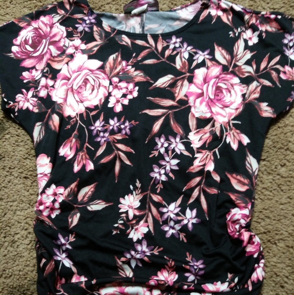 Forever 21 flower shirt